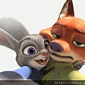 flex_tablet_zootopia_selfie_c781d089.jpeg