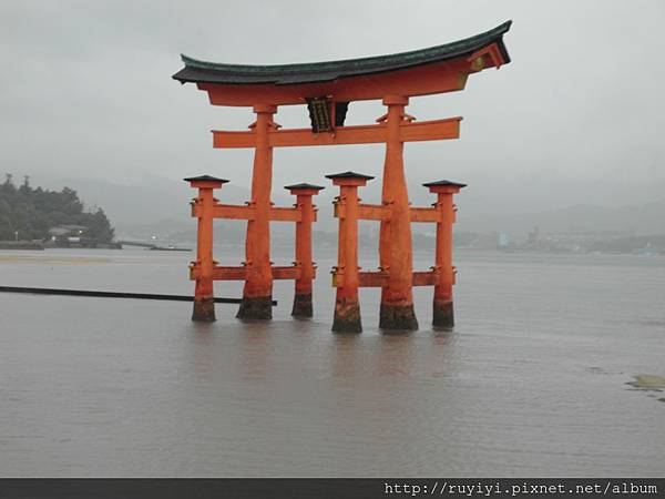 海上鳥居