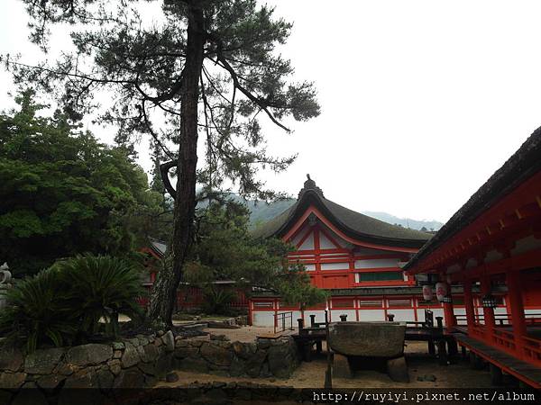 神社