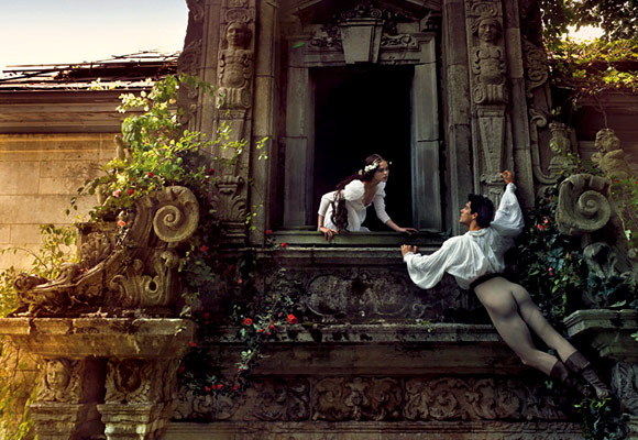 RomeoJulietbyAnnieLeibovitz3.jpg RomeoJulietbyAnnieLeibovitz3.jpg