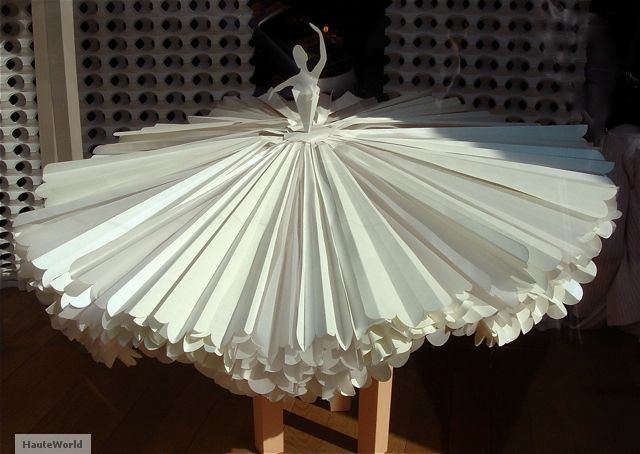 repetto paper ballerina.jpg repetto paper ballerina.jpg