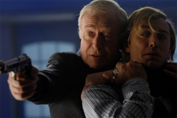 Michael Caine and Jude Law in Sleuth