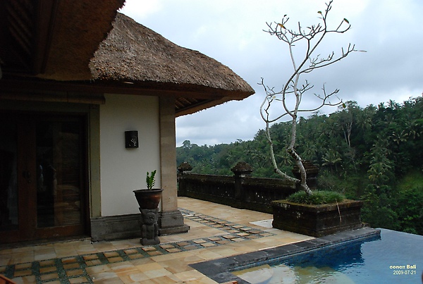 Bali Ubud Puri Wulandari a corner near the private pool Bali Ubud Puri Wulandari a corner near the private pool