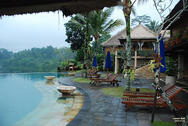 Bali Ubud Puri Wulandari resting area near grand swimming pool Bali Ubud Puri Wulandari resting area near grand swimming pool