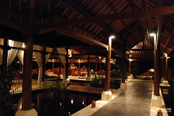 Bali Ubud Puri Wulandari night view of lounge bar Bali Ubud Puri Wulandari night view of lounge bar