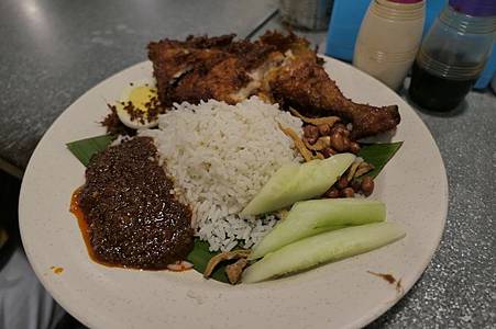 0715070-Ali, Muthu, Ah Hock的椰漿飯.JPG