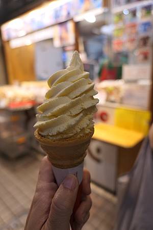 0729147-月島久榮的霜淇淋.JPG