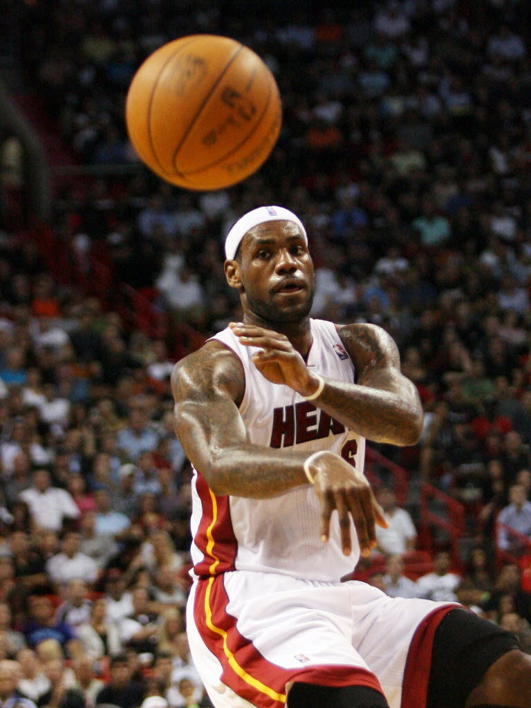 lebron-james-pass-f31dff0447031519