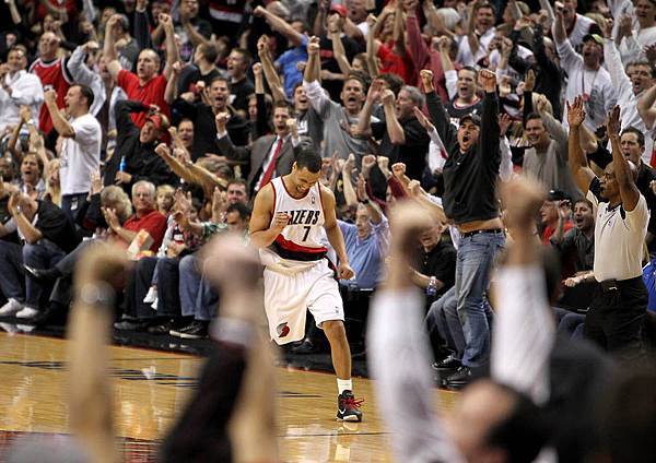 blazers-suns-gm4-a