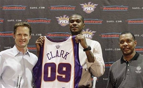 earl_clark_phoenix_suns