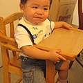 坐沒坐相！就調皮鬼呀...(1Y2M18D)