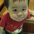 小瑋怎麼有點戽斗(1Y2M19D)