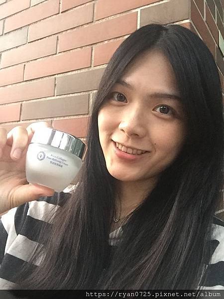 沛樂妮A-co-Collagen 雪瓷肌緊緻霜 試用