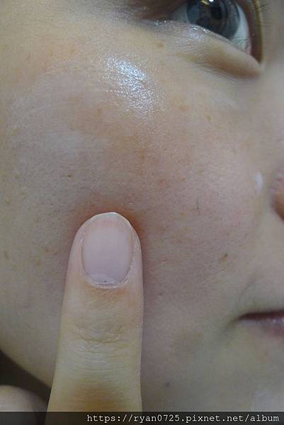 沛樂妮A-co-Collagen 雪瓷肌緊緻霜 試用