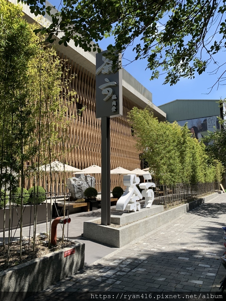 IMG_8886.JPG IMG_8886.JPG