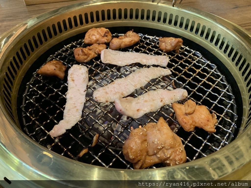 IMG_8940.JPG IMG_8940.JPG