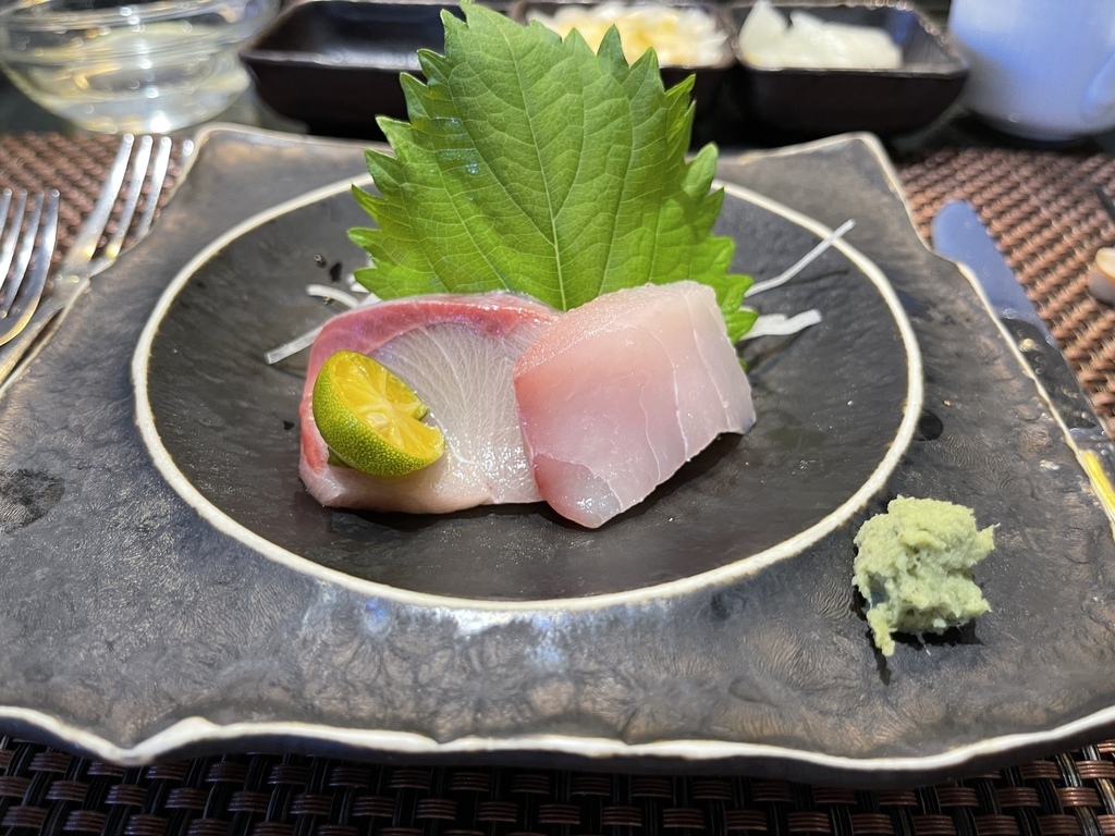 IMG_0827.jpg IMG_0827.jpg