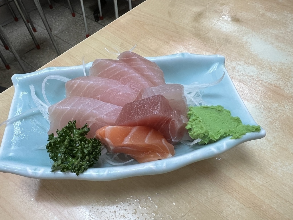 【台北大安美食】今日壽司店,臨江街夜市裡超過30年的日料老店 【台北大安美食】今日壽司店,臨江街夜市裡超過30年的日料老店