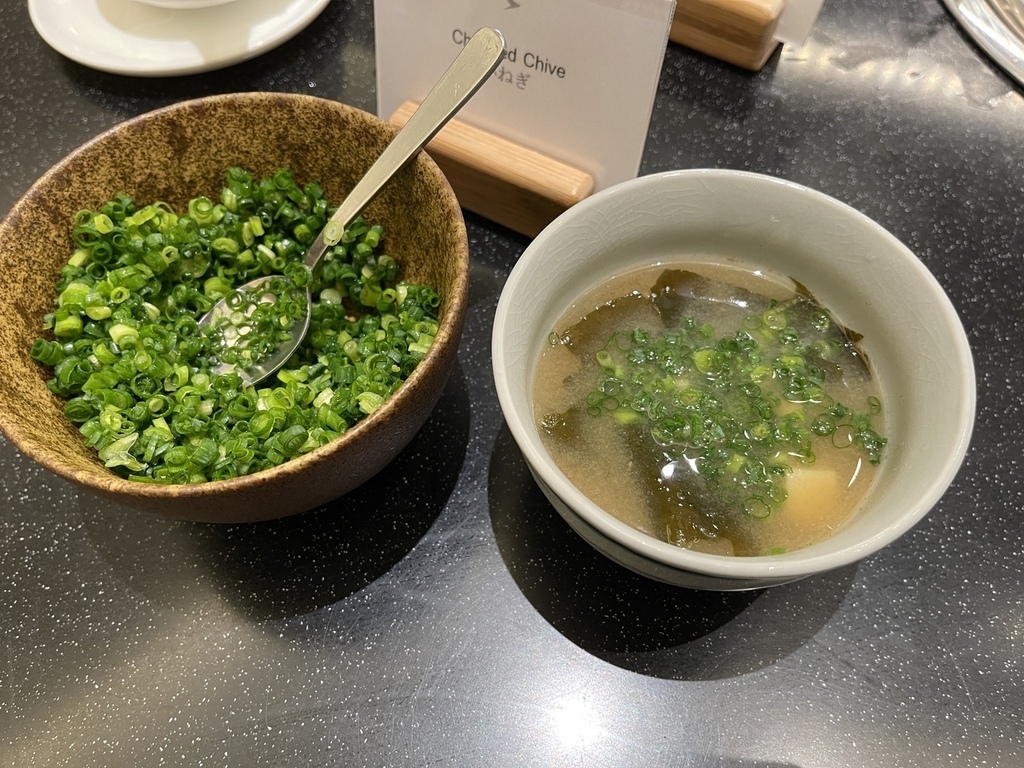 【開箱文】國泰航空成田機場貴賓室,超無敵景緻邊品嚐美食邊賞機 【開箱文】國泰航空成田機場貴賓室,超無敵景緻邊品嚐美食邊賞機