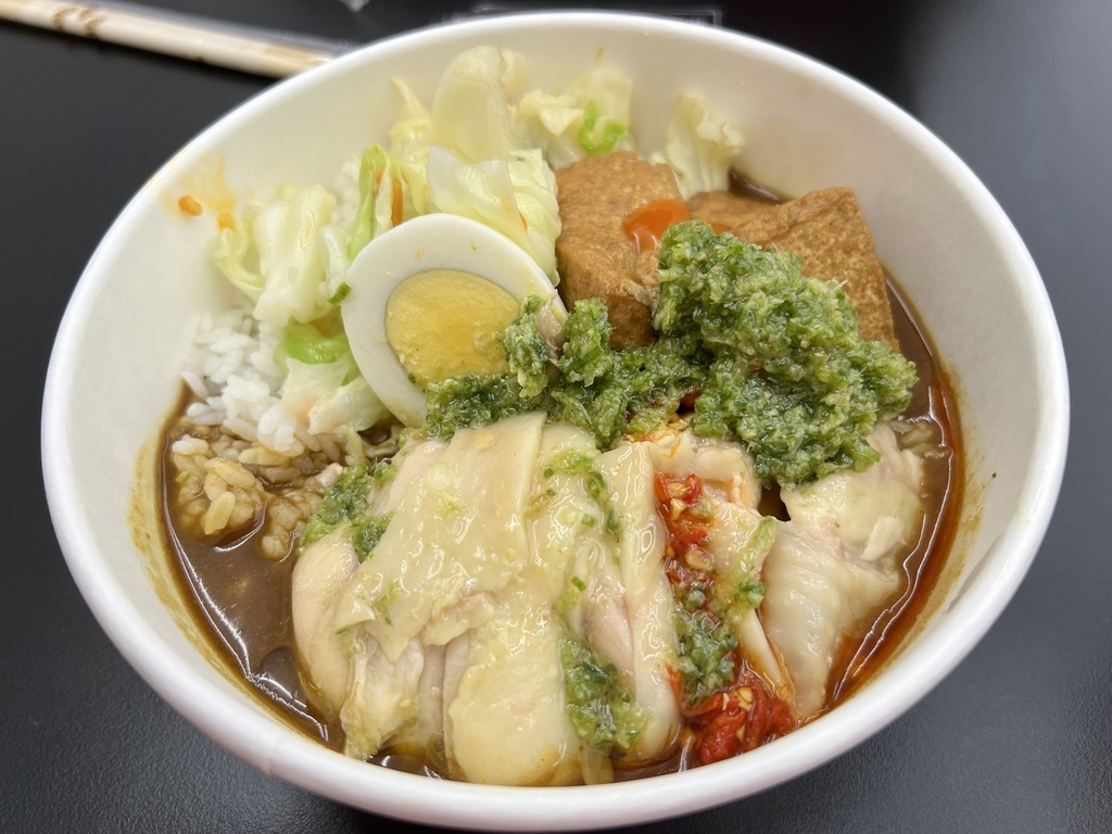 【台北南港美食】丸田雞肉,雞肉滑嫩順口,獅子頭扎實緊密,咖哩 【台北南港美食】丸田雞肉,雞肉滑嫩順口,獅子頭扎實緊密,咖哩