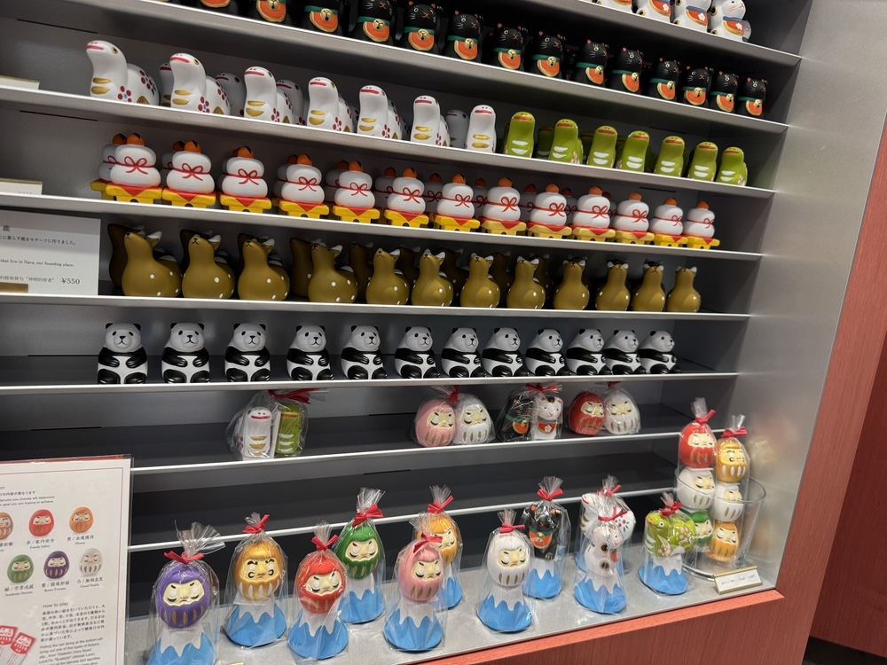 【日本東京】成田機場一航廈的中川政七商店,超可愛陶製擺飾,幫 【日本東京】成田機場一航廈的中川政七商店,超可愛陶製擺飾,幫