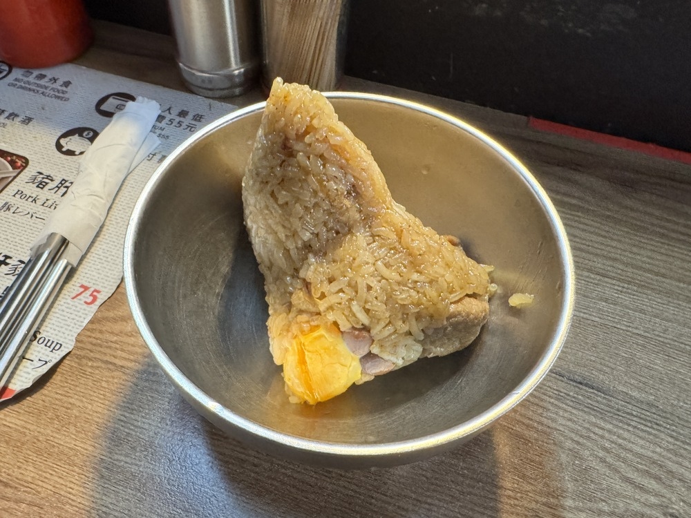 【台北大同美食】寧夏夜市豬肝榮仔,蟬聯5年必比登推薦,超鮮嫩 【台北大同美食】寧夏夜市豬肝榮仔,蟬聯5年必比登推薦,超鮮嫩