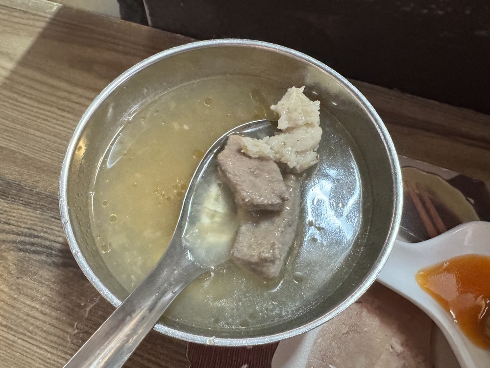 【台北大同美食】寧夏夜市豬肝榮仔,蟬聯5年必比登推薦,超鮮嫩 【台北大同美食】寧夏夜市豬肝榮仔,蟬聯5年必比登推薦,超鮮嫩