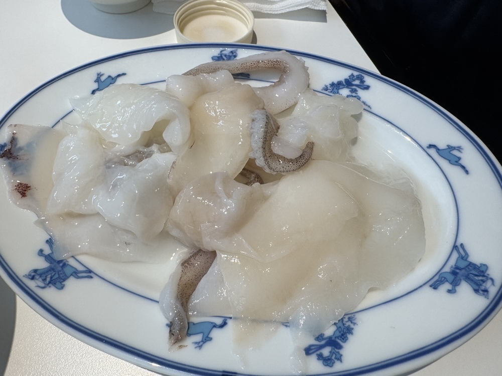 【台北萬華美食】詹記麻辣火鍋西門大世界,經典鴨血必嚐,白菊狗 【台北萬華美食】詹記麻辣火鍋西門大世界,經典鴨血必嚐,白菊狗
