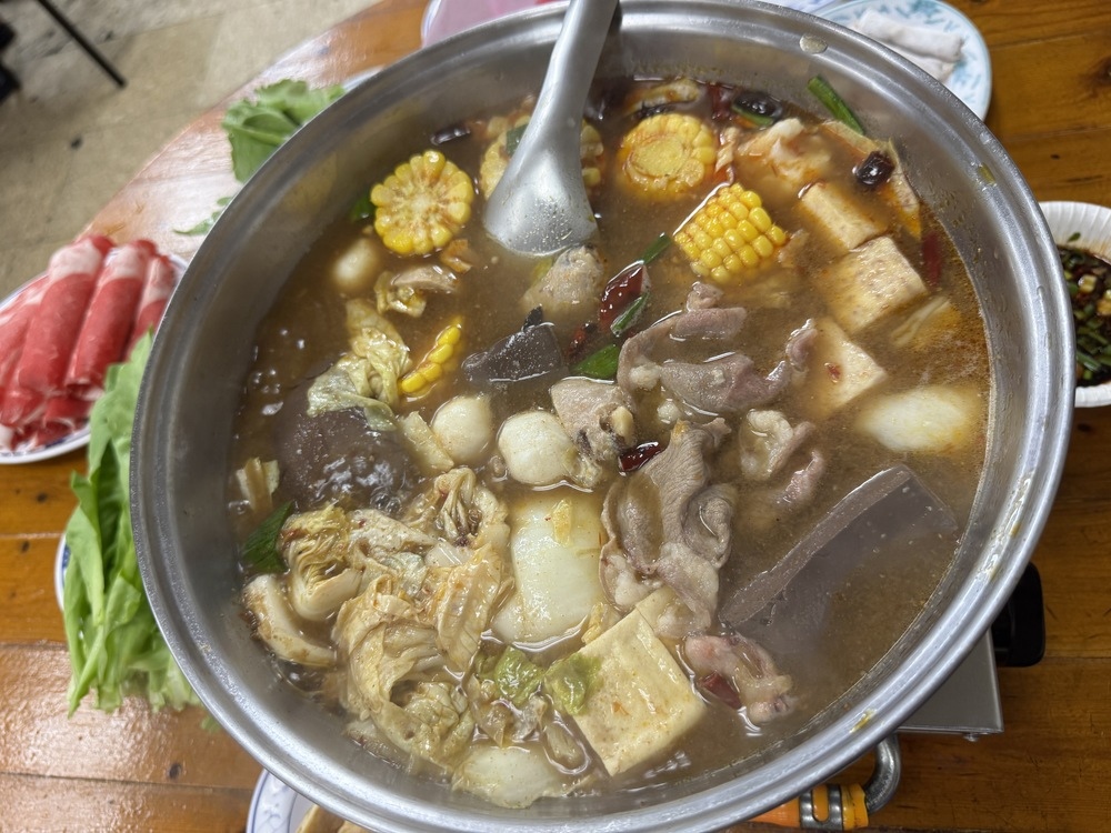 【台北中正美食】藍記麻辣火鍋,在地30多年的傳統口味,鴨血超 【台北中正美食】藍記麻辣火鍋,在地30多年的傳統口味,鴨血超