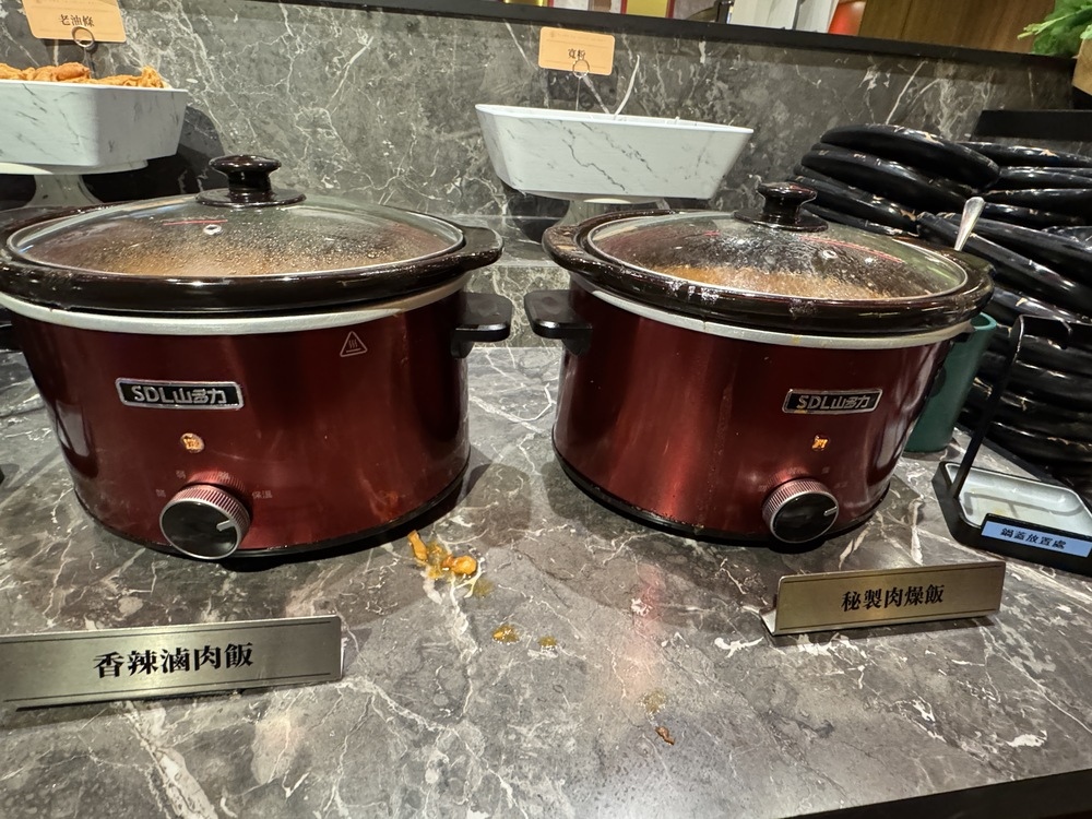 【台北萬華美食】嚮辣台北西門店,和牛肉吃到飽只要798,