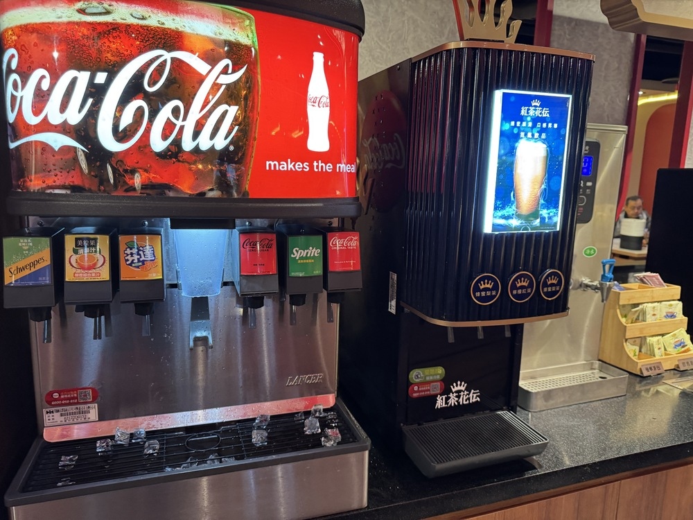 【台北萬華美食】嚮辣台北西門店,和牛肉吃到飽只要798,