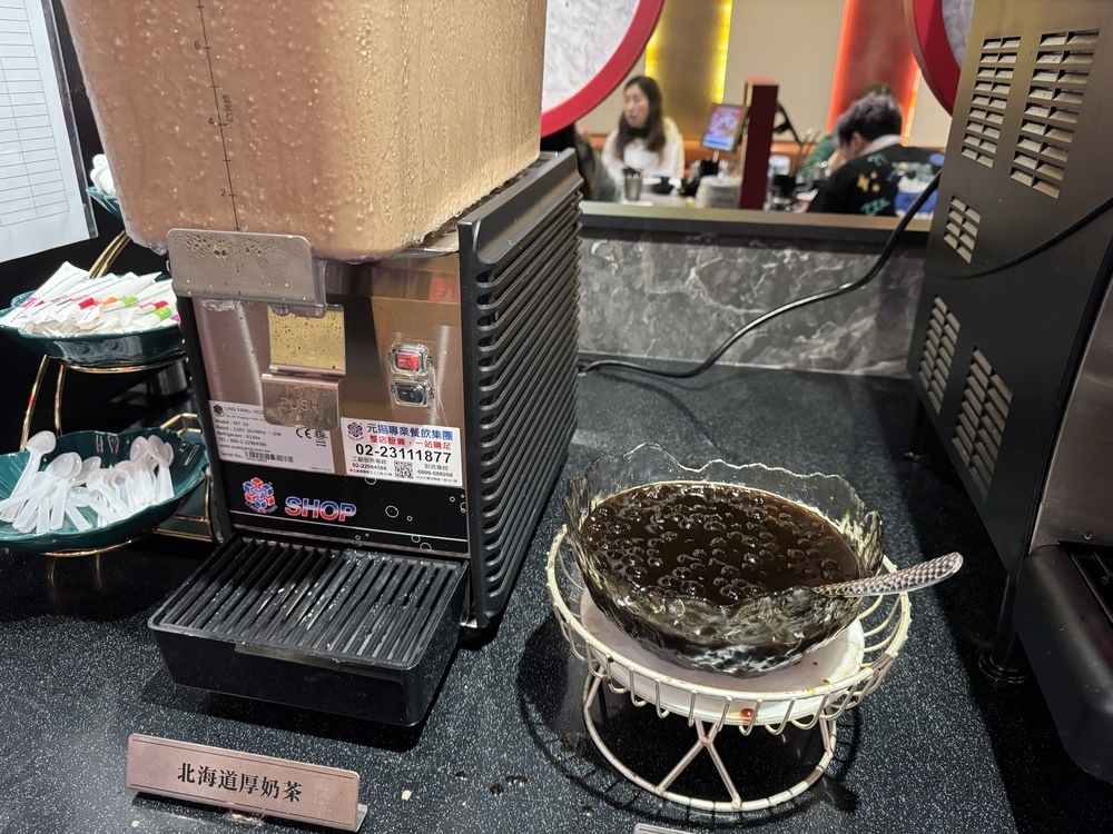 【台北萬華美食】嚮辣台北西門店,和牛肉吃到飽只要798,