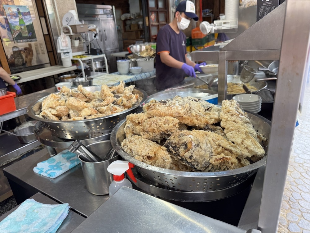 【嘉義東區美食】林聰明沙鍋魚頭,滿滿沙鍋菜好實在,湯底免費續 【嘉義東區美食】林聰明沙鍋魚頭,滿滿沙鍋菜好實在,湯底免費續