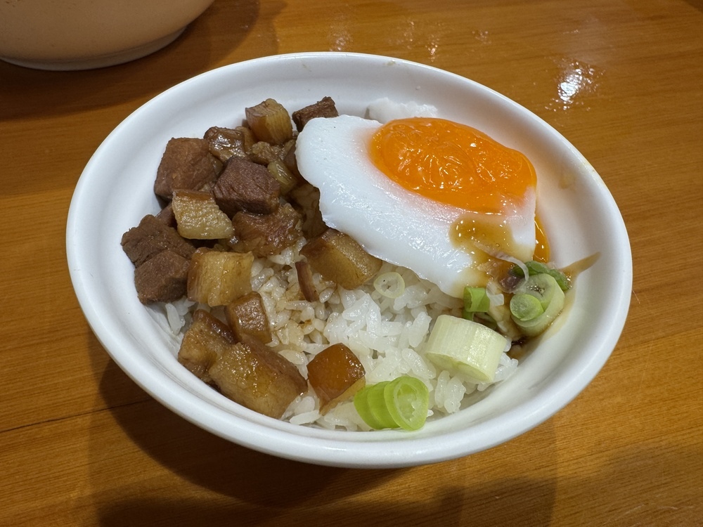 【嘉義東區美食】林聰明沙鍋魚頭,滿滿沙鍋菜好實在,湯底免費續 【嘉義東區美食】林聰明沙鍋魚頭,滿滿沙鍋菜好實在,湯底免費續