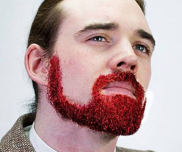 glitter-beard-kit-640x533.jpg