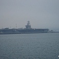 20051222094航空母艦.JPG