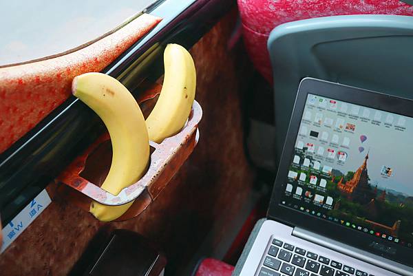 【新竹 / 台北】暖心客運公司助蕉農 收購香蕉免費送給乘客！