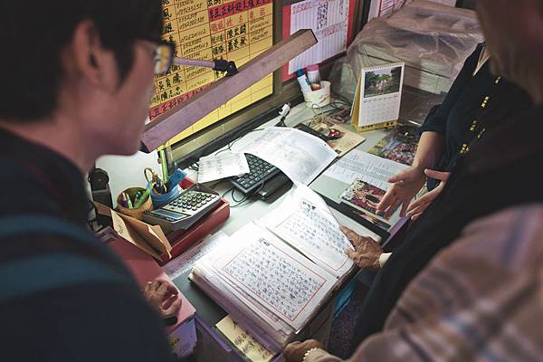 【屏東｜東港】走路玩東港鎮！半日文青知性小旅行 從廟宇祭典活