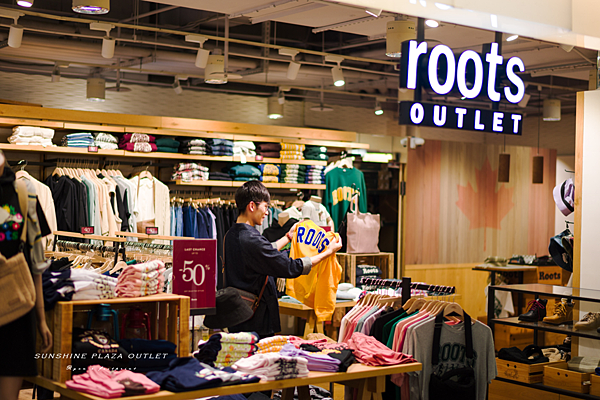 日曜天地OUTLET - ROOTS.png