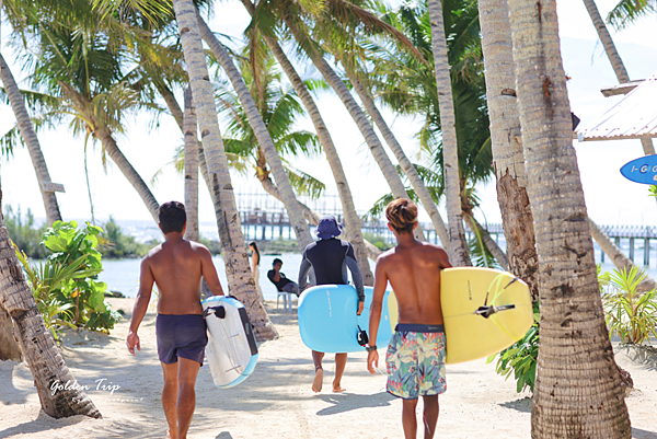 Siargao surfing.png