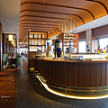 OSAKA STATION HOTEL 餐點.png