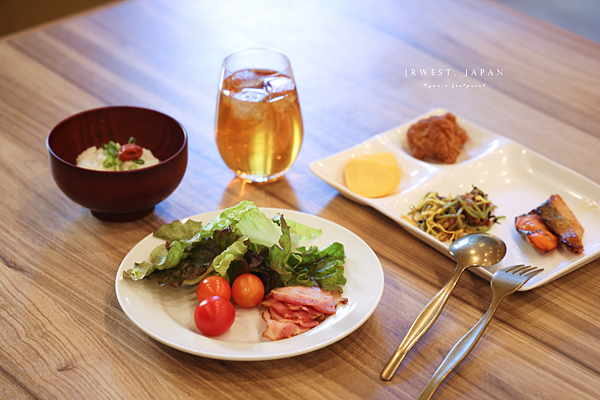 Green Rich Hotels 德山站前 早餐.png