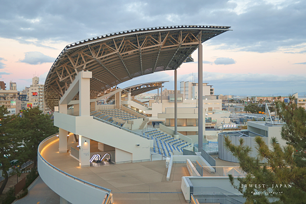 神戶須磨海洋世界 DOLPHIN STADIUM 海豚場館.png