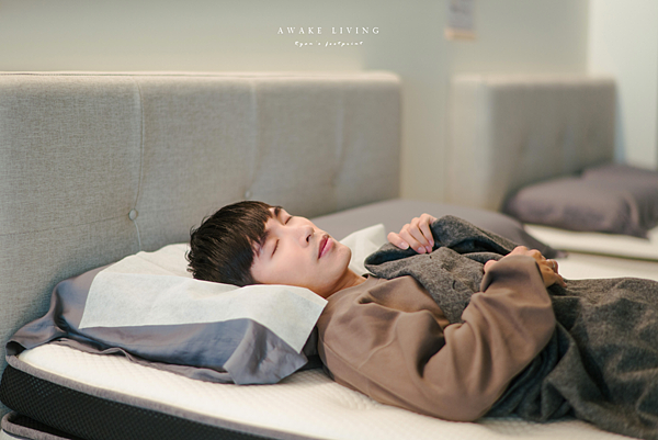 覺醒家居 Awake Living 試躺.png