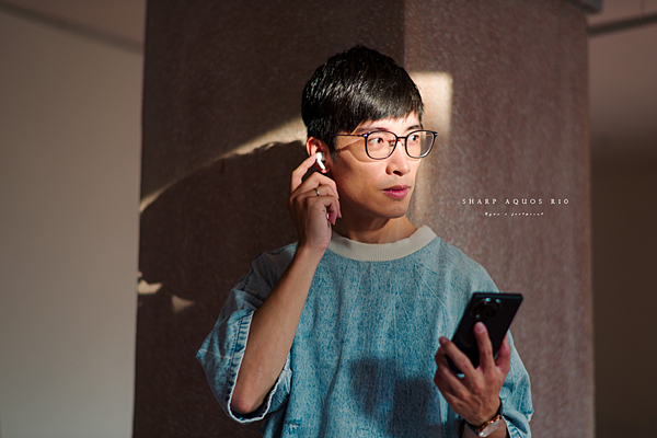 AQUOS R10 評價.png