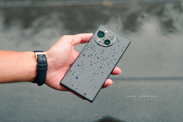 SHARP AQUOS R10 推薦.png