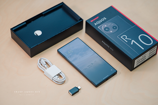 SHARP AQUOS R10.png