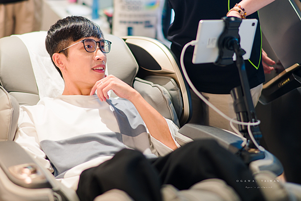 OGAWA AI智能大師椅.png