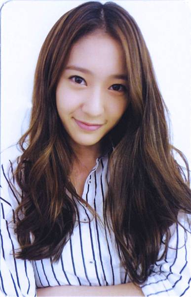 krystal-electric-shock-photocard-jung-sisters-31195068-824-1280.jpg