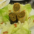 sweet potato rolled with seaweed